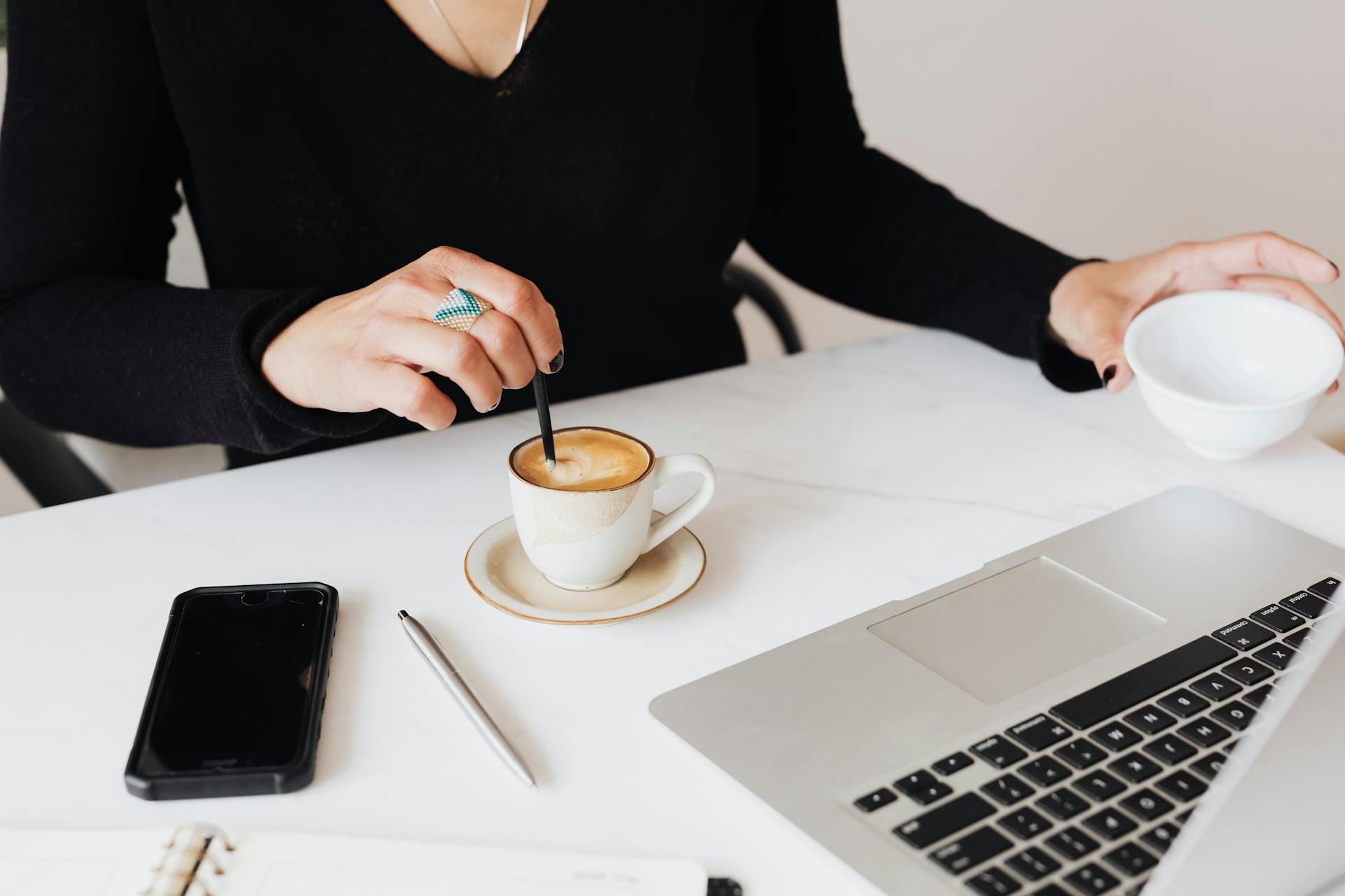 I Deleted Every Productivity App on My Phone and Started Using a Notebook