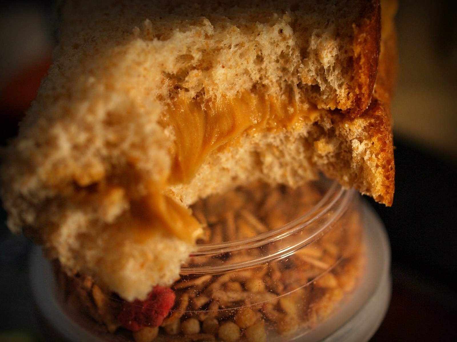 Why Lack of Sleep Makes You Hungry and Craving Snacks