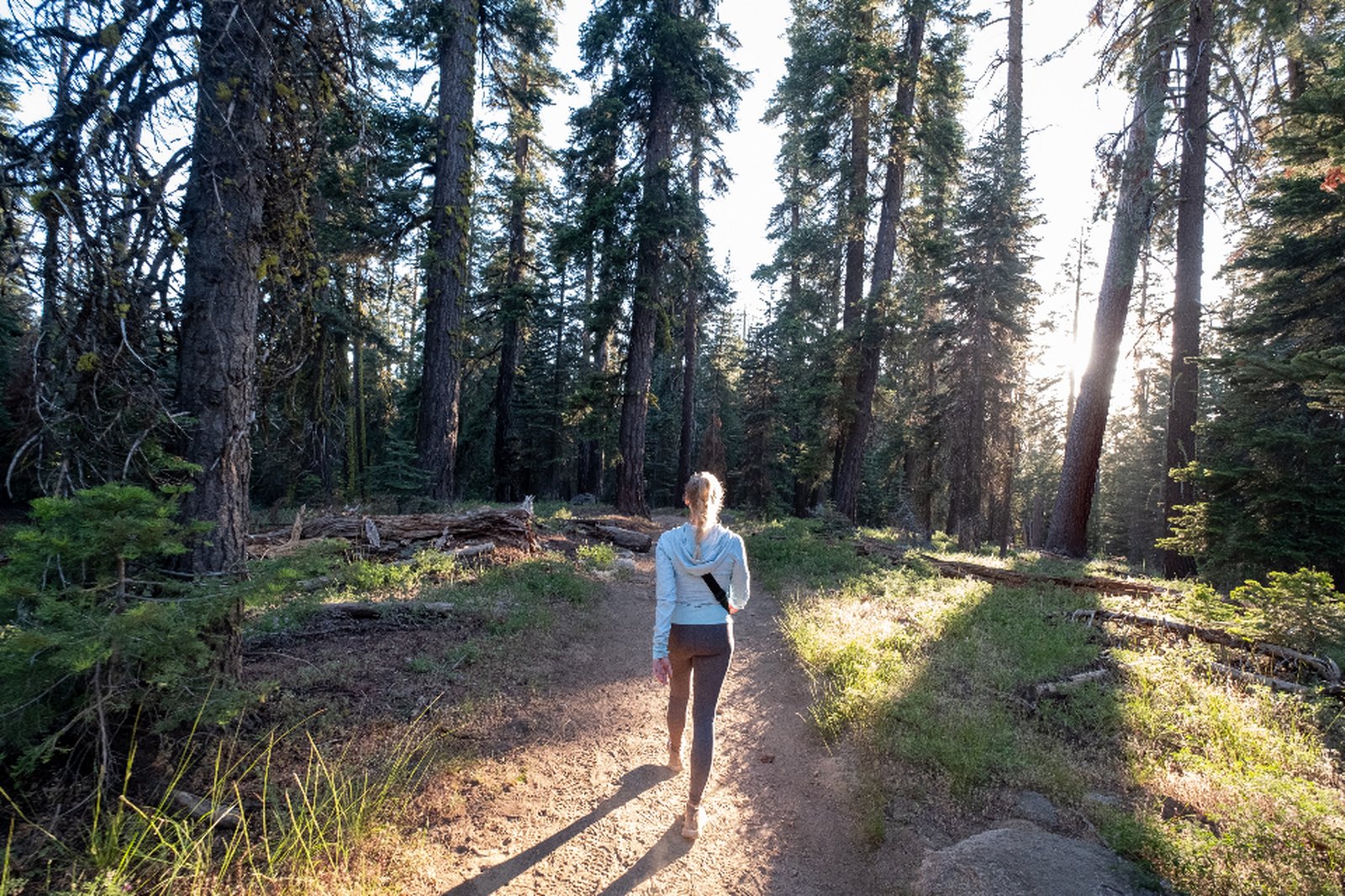 Walking on Your Period: Ease Cramps Without Feeling Drained